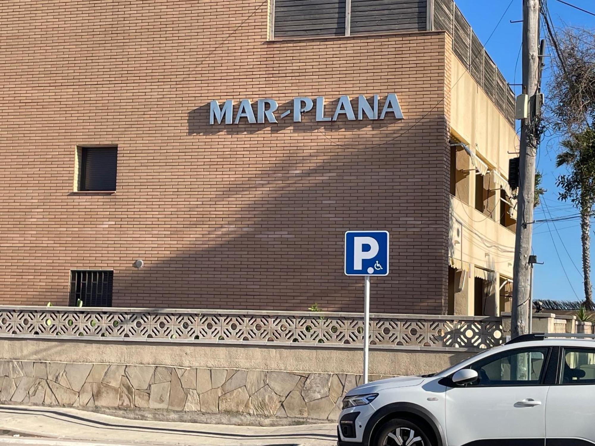 Апартаменты Marplana Кастельдефельс Экстерьер фото